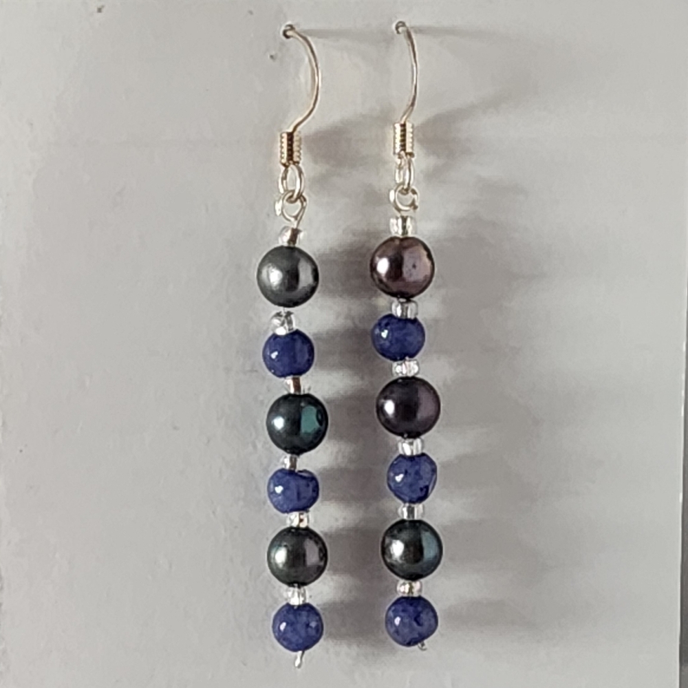 Handmade Elegant Blue Semi-precious Stone and Black Pearl Beaded Earrings
